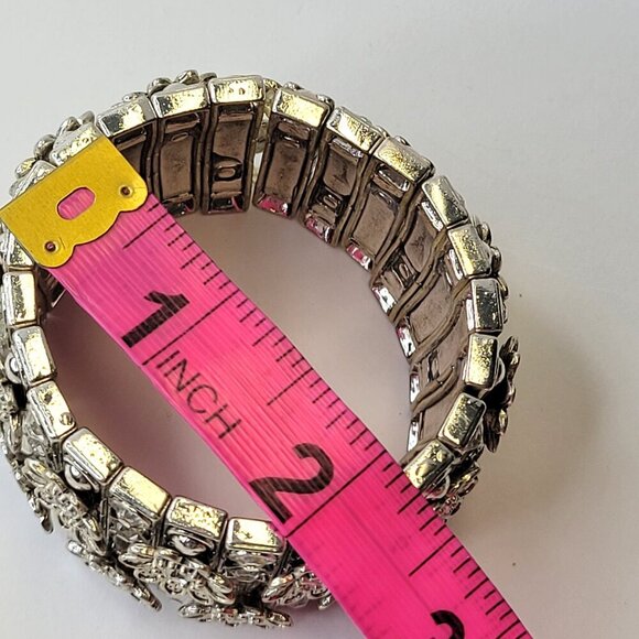 Silver Tone Floral Crystal Stretch Bracelet - Picture 5 of 7